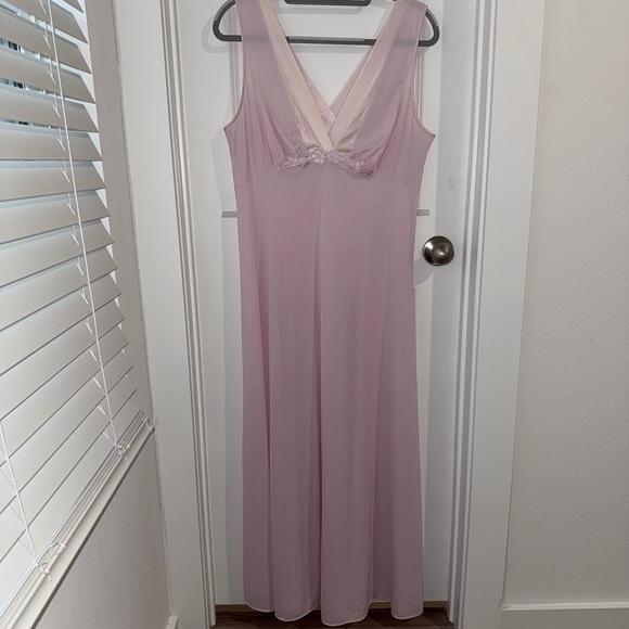 Vintage 1950s Vanity Fair Nightgown Blush Pink Slip Dress Floral Design Flowy - Picture 2 of 7